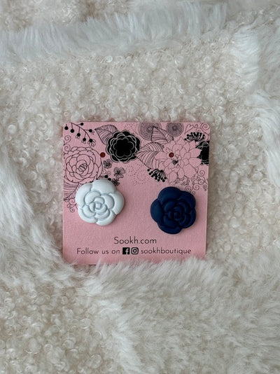 Floral White and Navy Blue Hijab Magnets